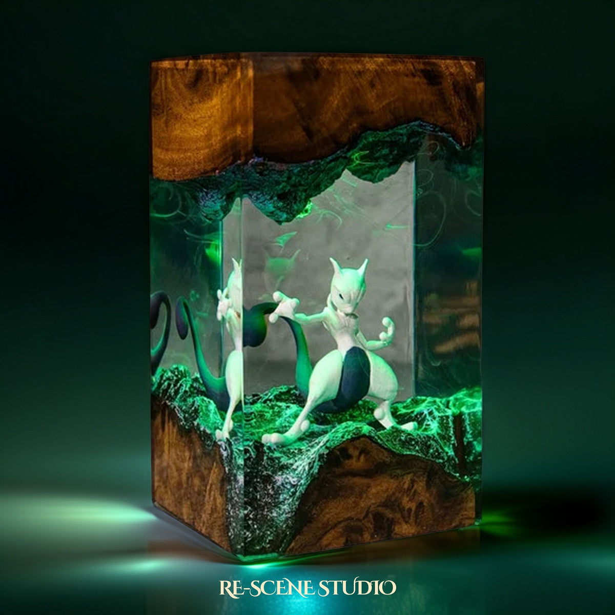 Mewtwo Resin Lamp V2 — view 4