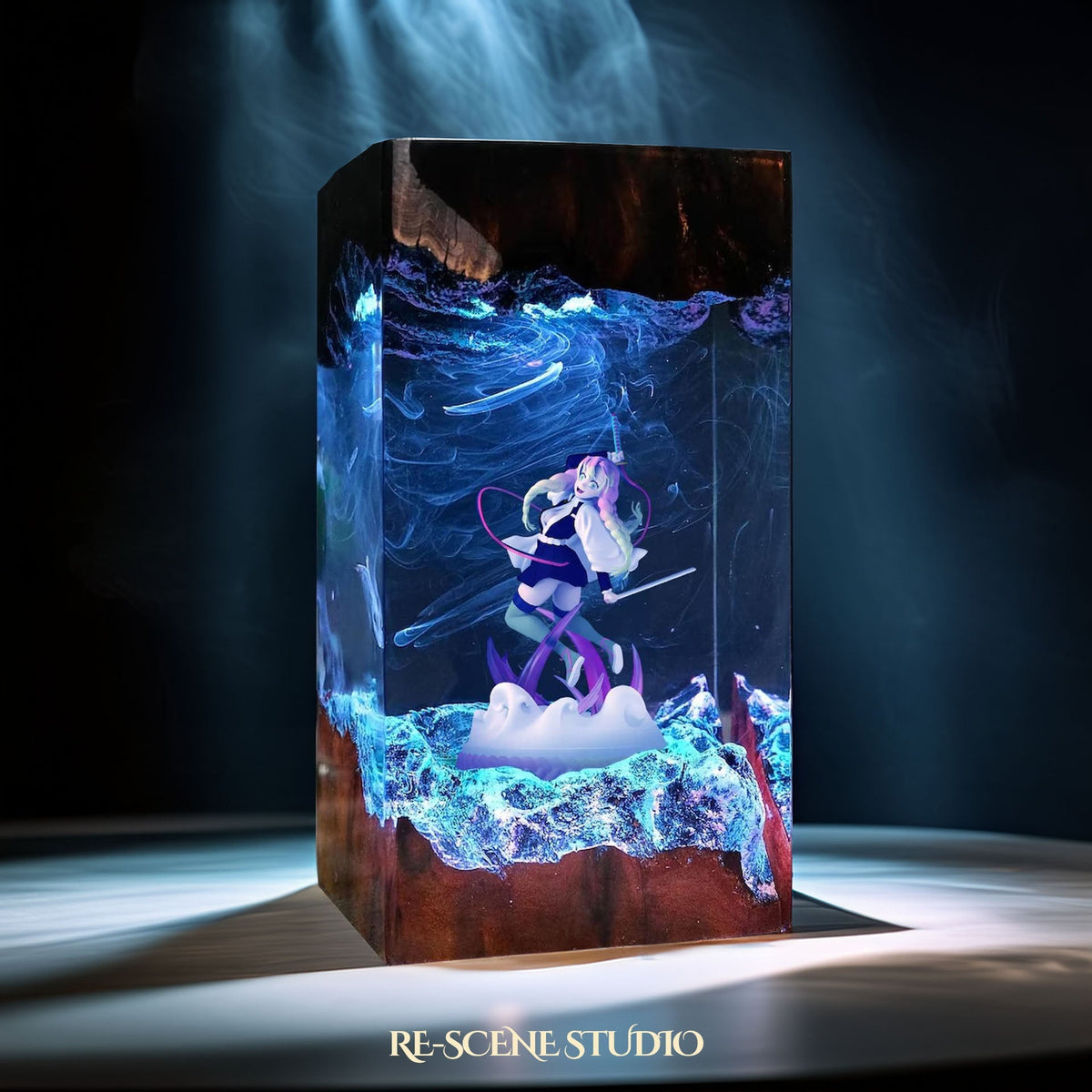 Mitsuri Resin Lamp V2 — view 2