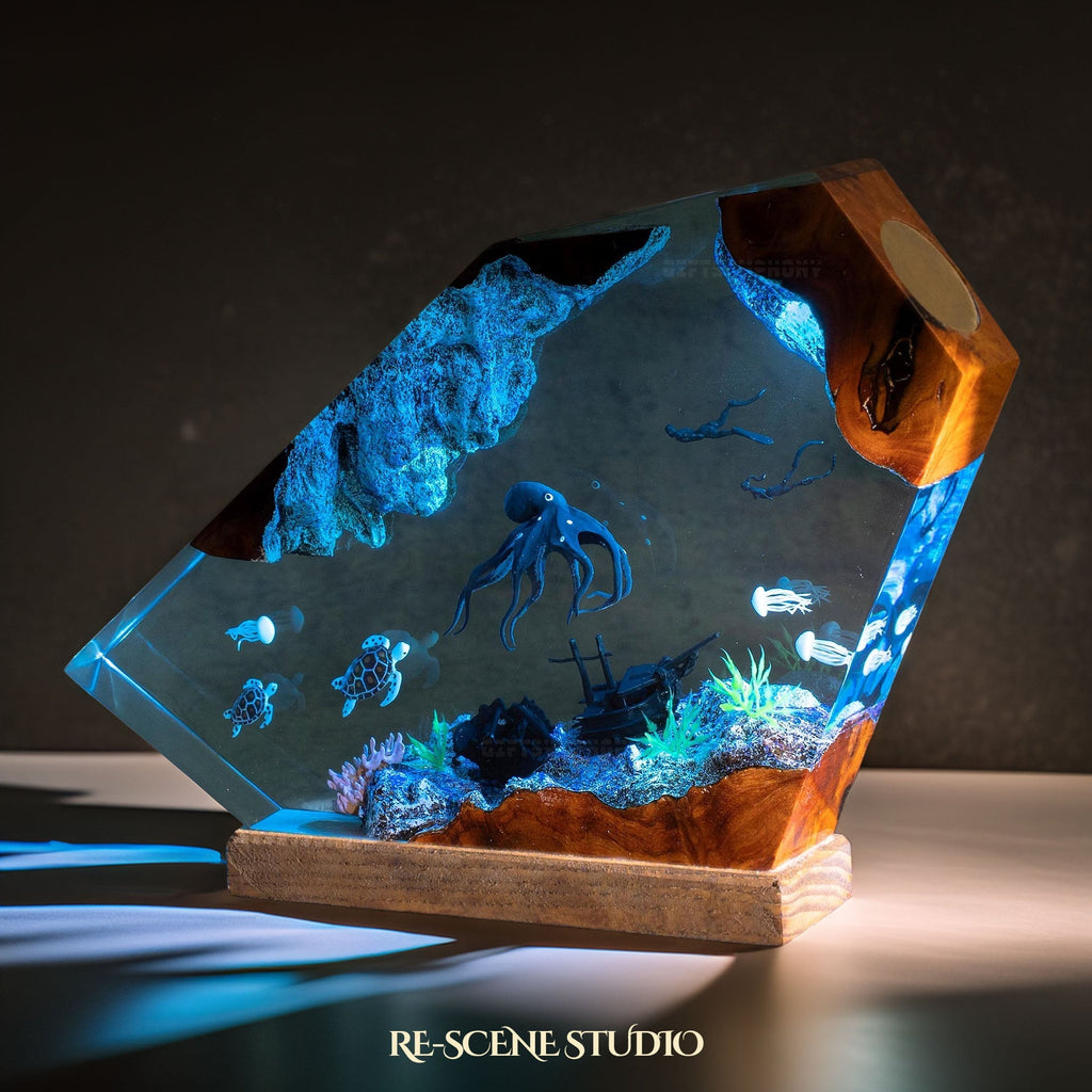 Deep Sea Octopus & Divers Resin Lamp — view 5