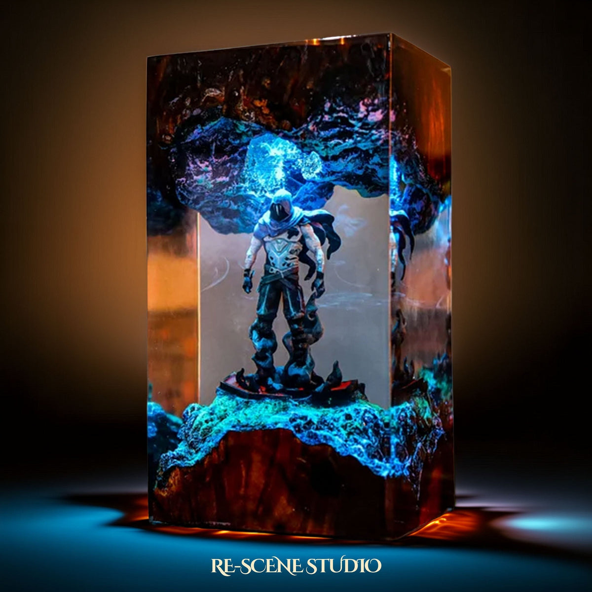 Omen Resin Lamp — view 4