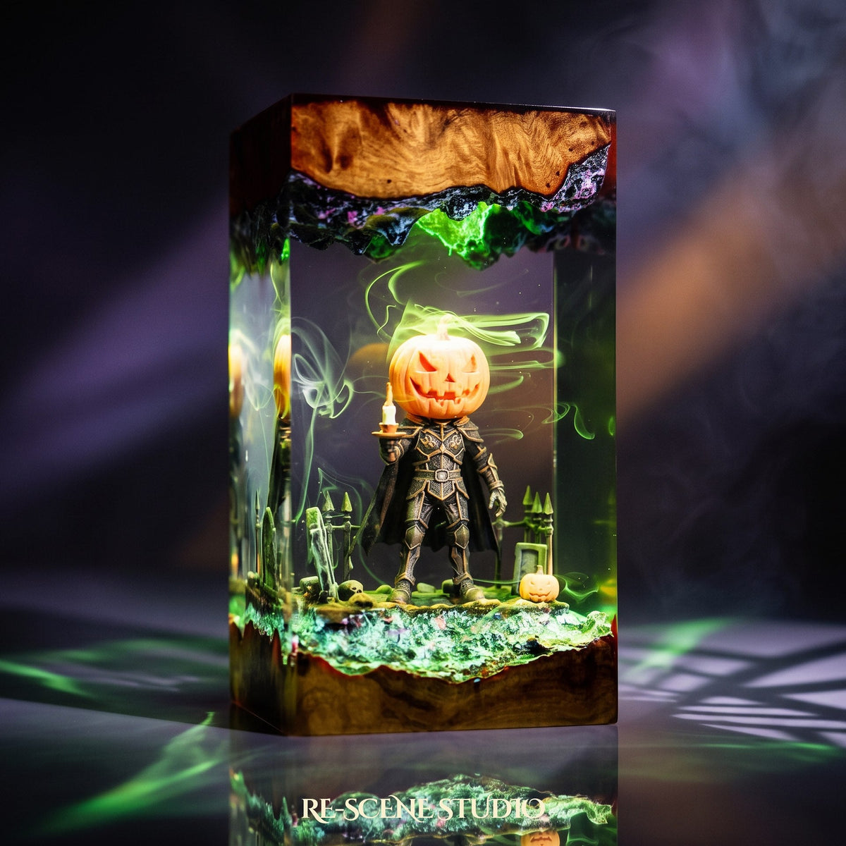 Pumpkin Head Resin Lamp — view 3