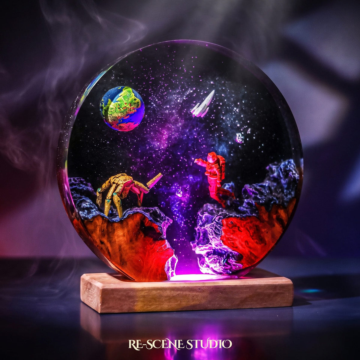 Rocky Round Resin Lamp — view 2