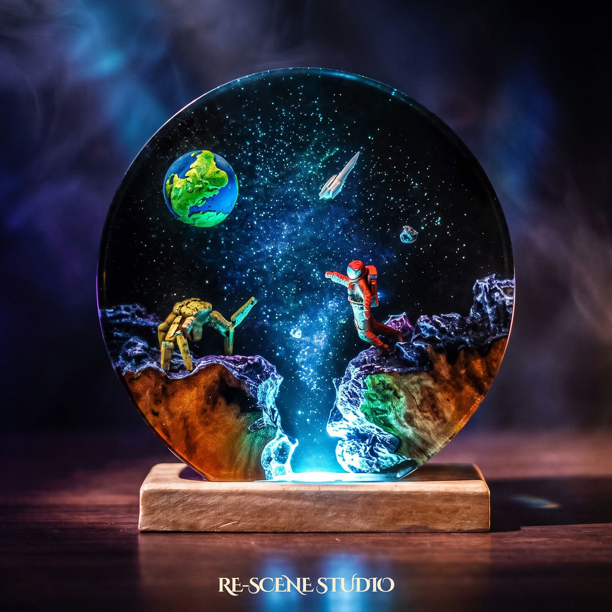 Rocky Round Resin Lamp — view 6