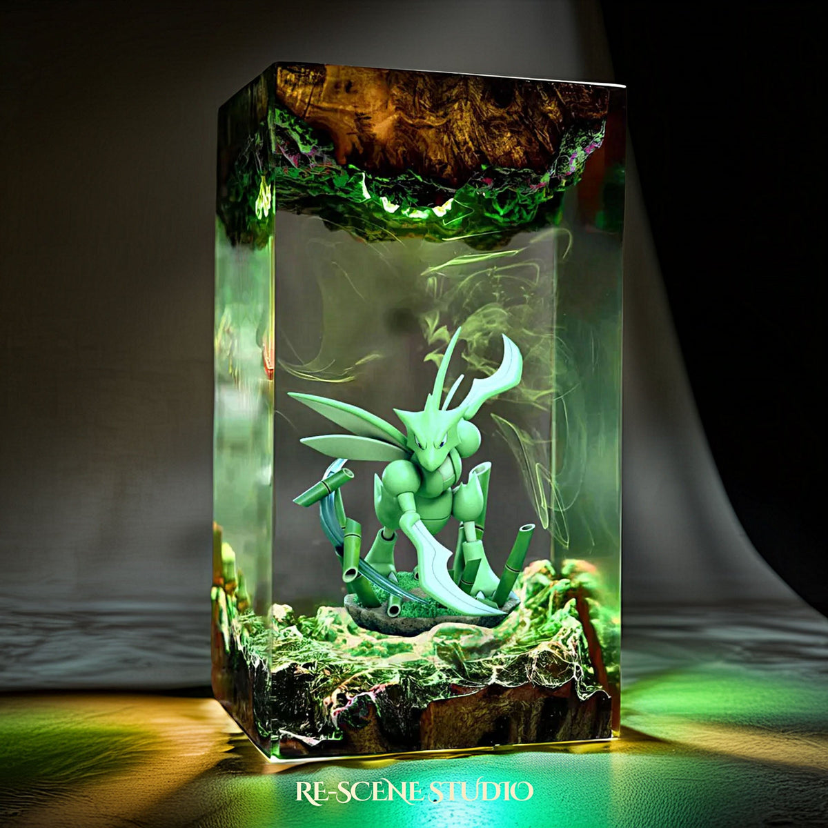 Scyther Resin Lamp — view 2