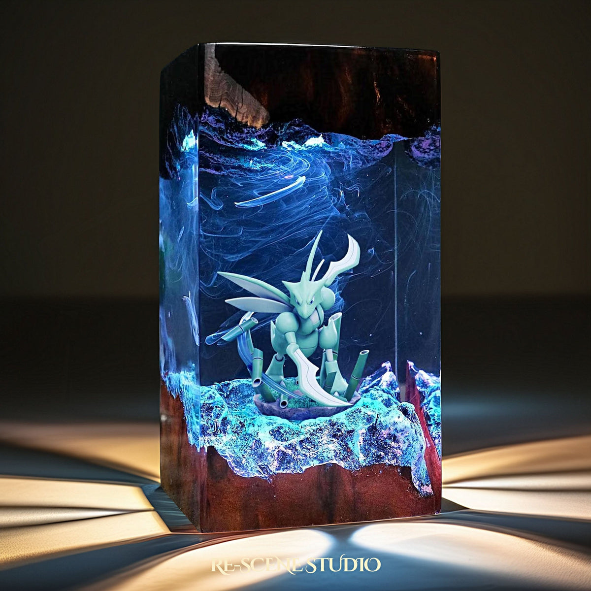 Scyther Resin Lamp — view 4