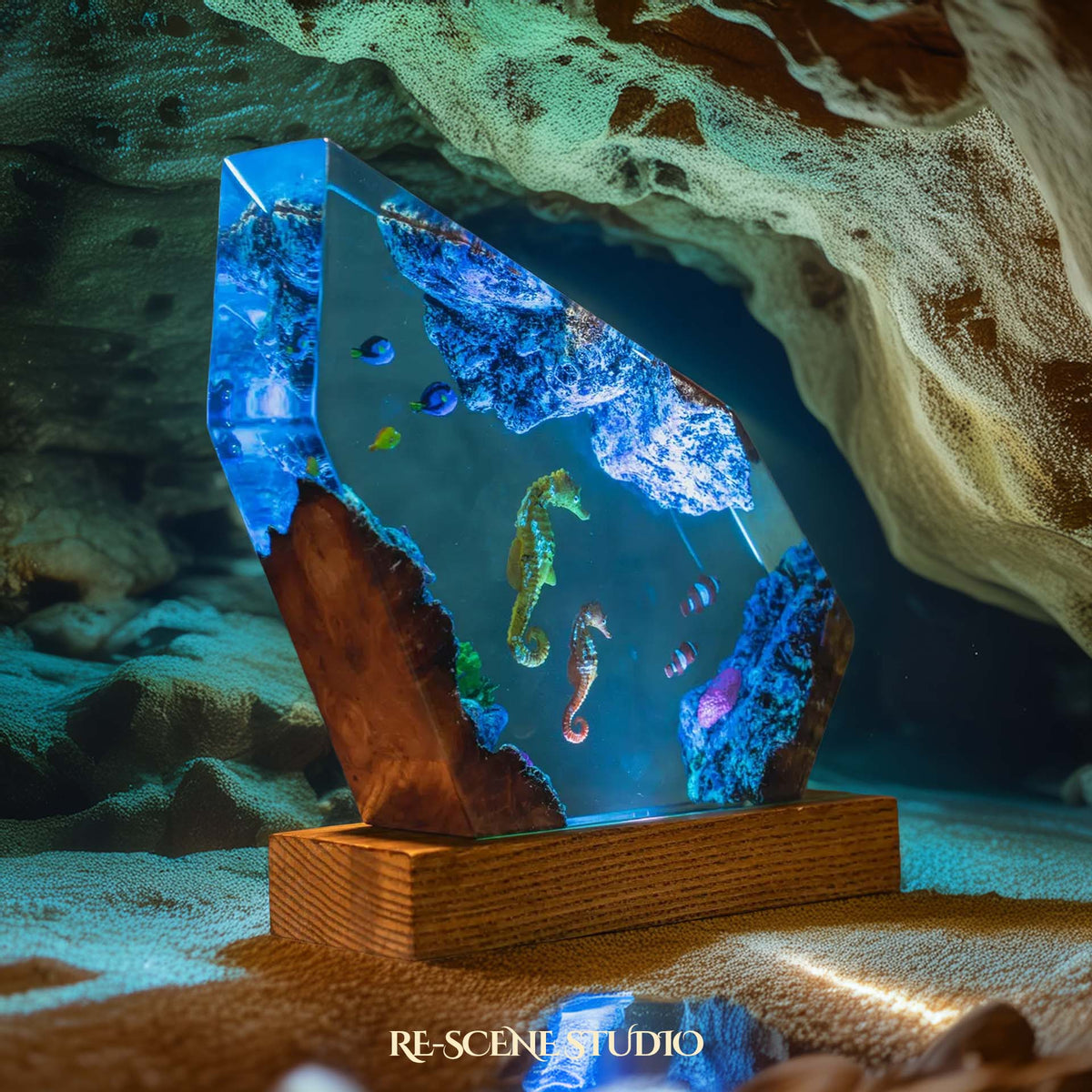 Twin Seahorses Resin Lamp — view 3