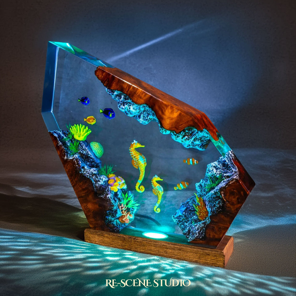 Twin Seahorses Resin Lamp — view 4