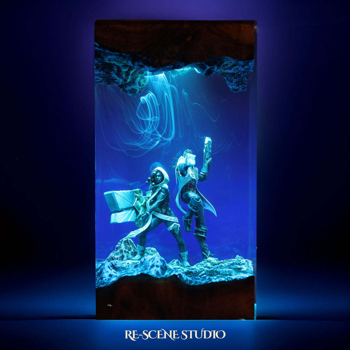Senna & Lucian Resin Lamp — view 4