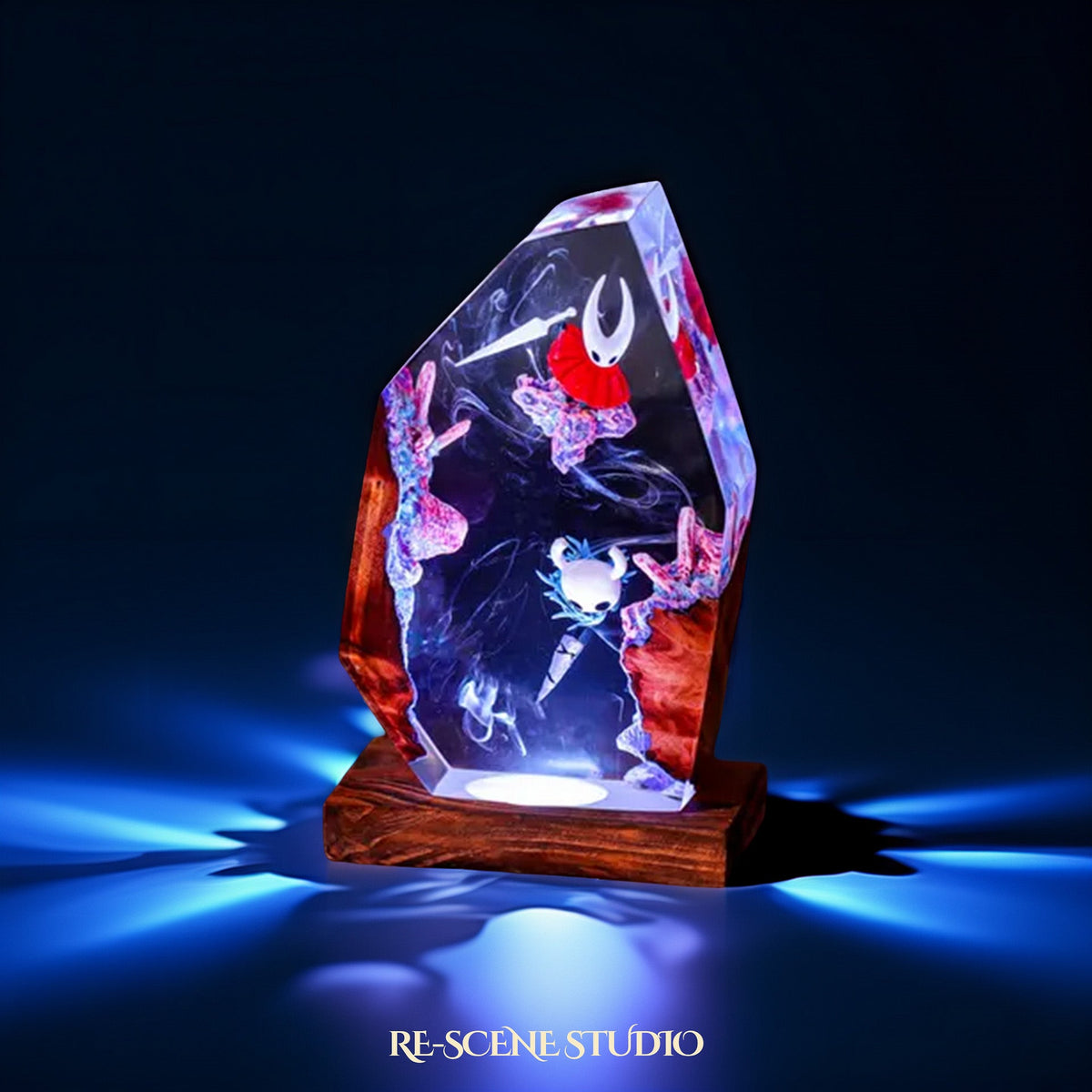 Hornet Resin Lamp V3 — view 2