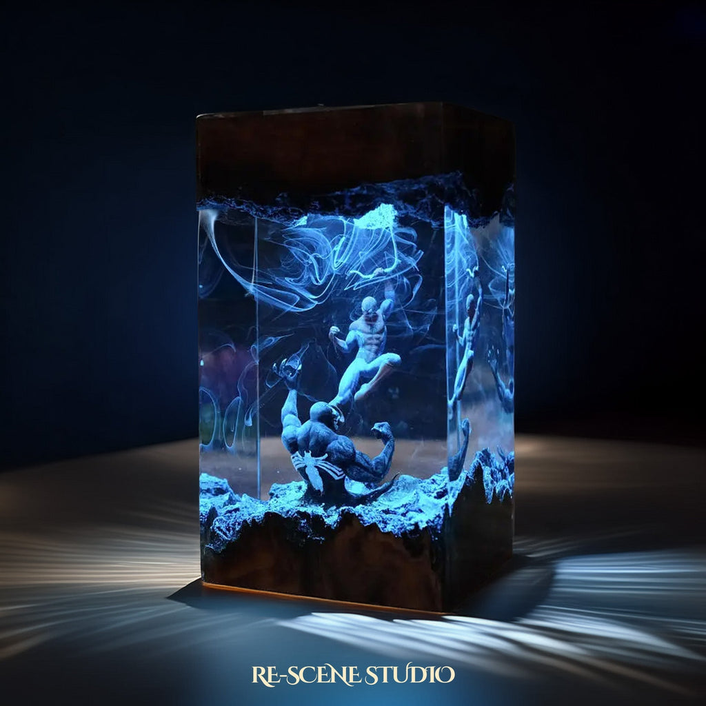Spider-Man vs Venom Resin Lamp — view 6