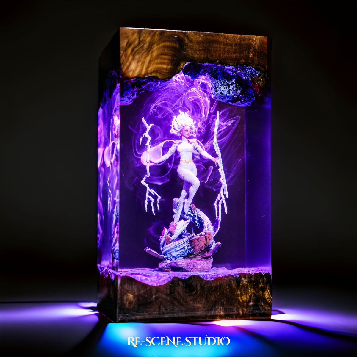 Storm Resin Lamp — view 10