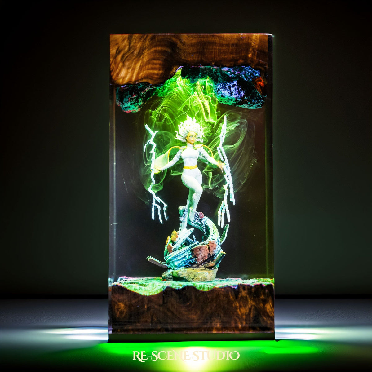 Storm Resin Lamp — view 3