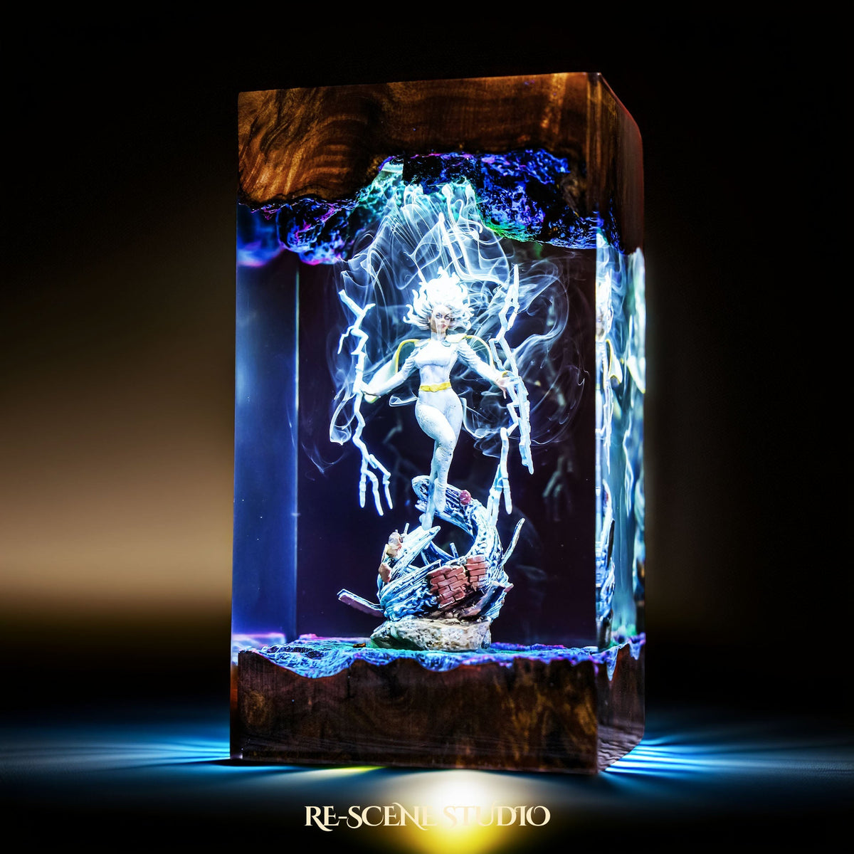 Storm Resin Lamp — view 5