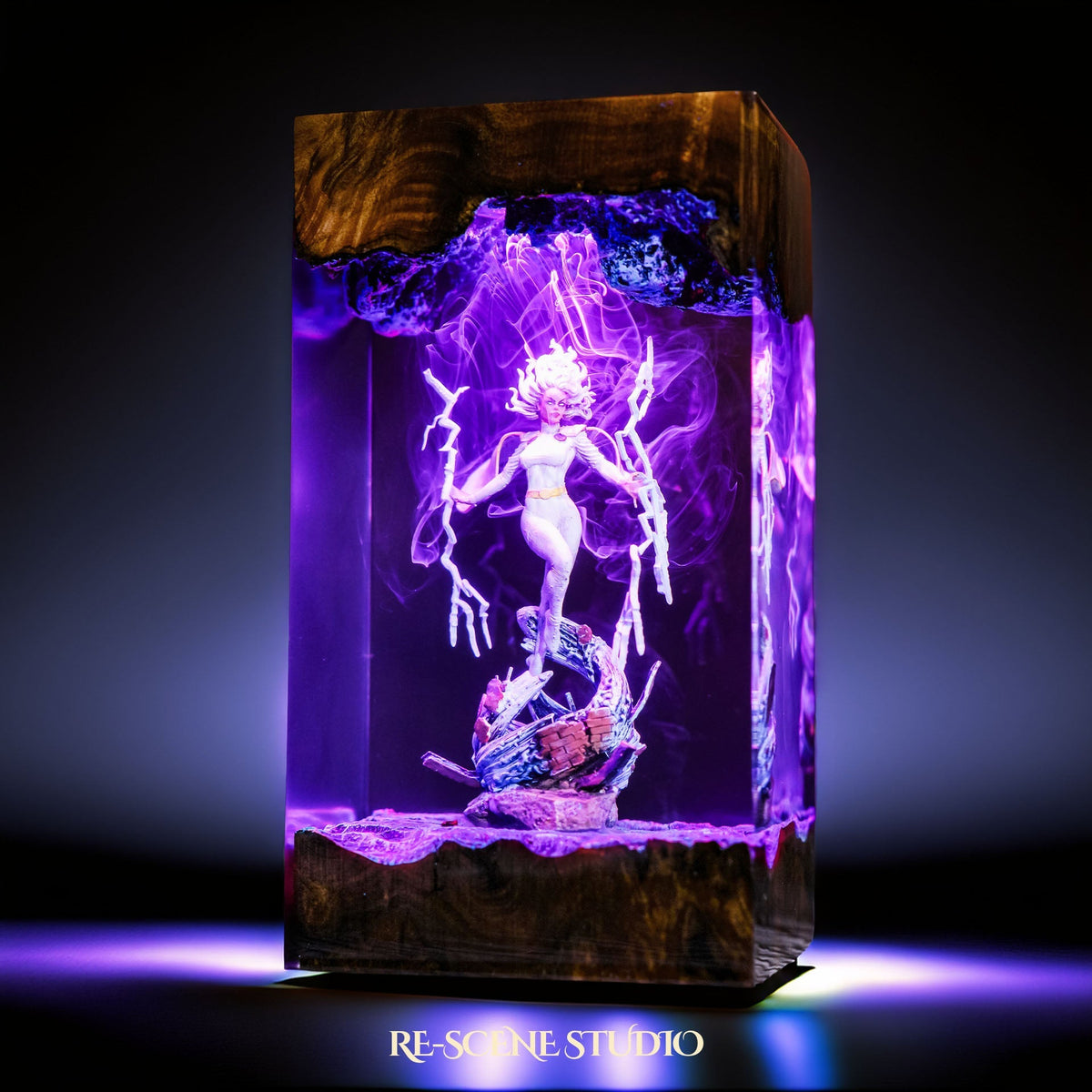 Storm Resin Lamp — view 7