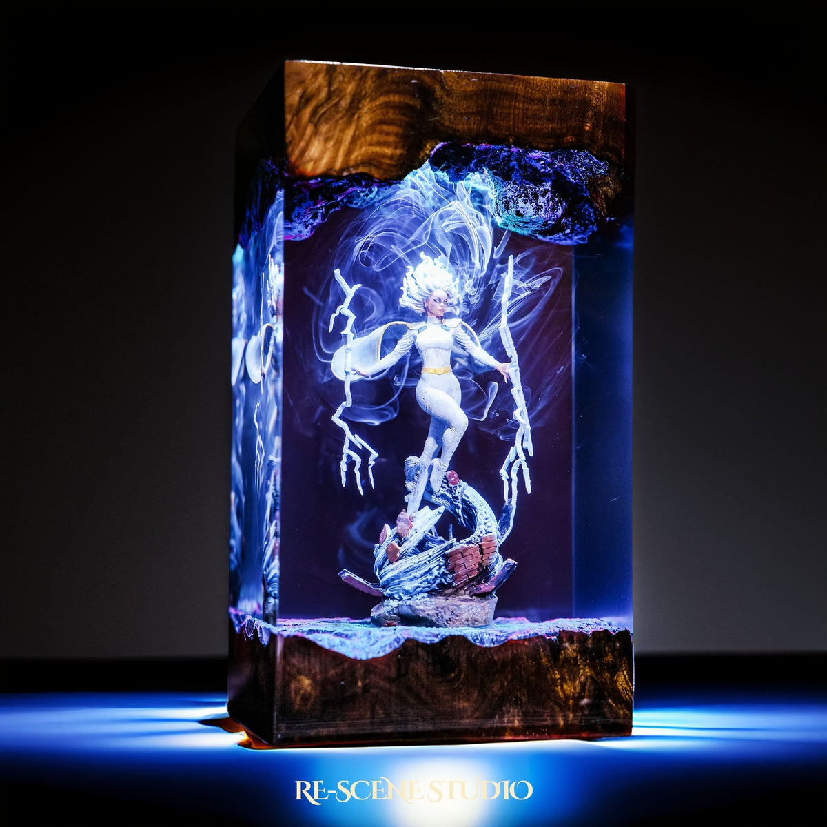 Storm Resin Lamp — view 8