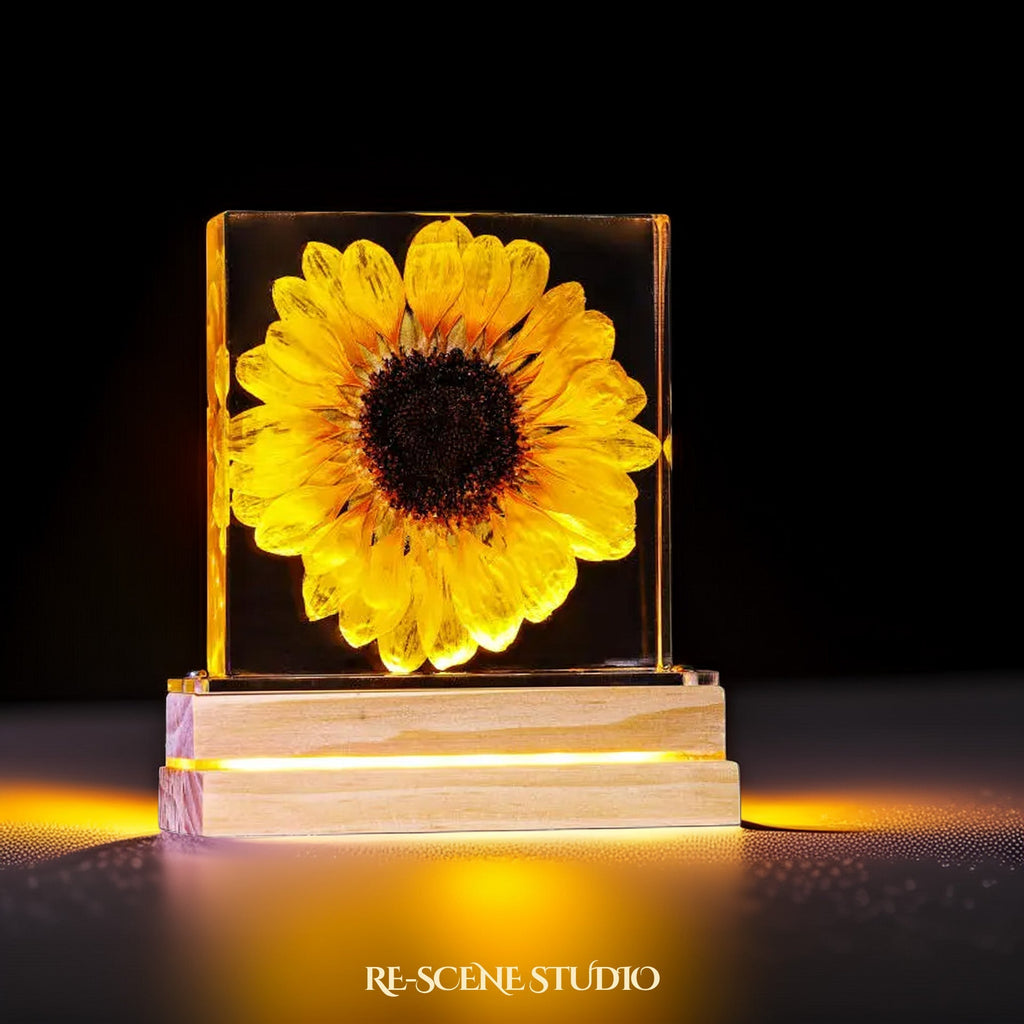 Sunflower Glow Resin Lamp — view 4