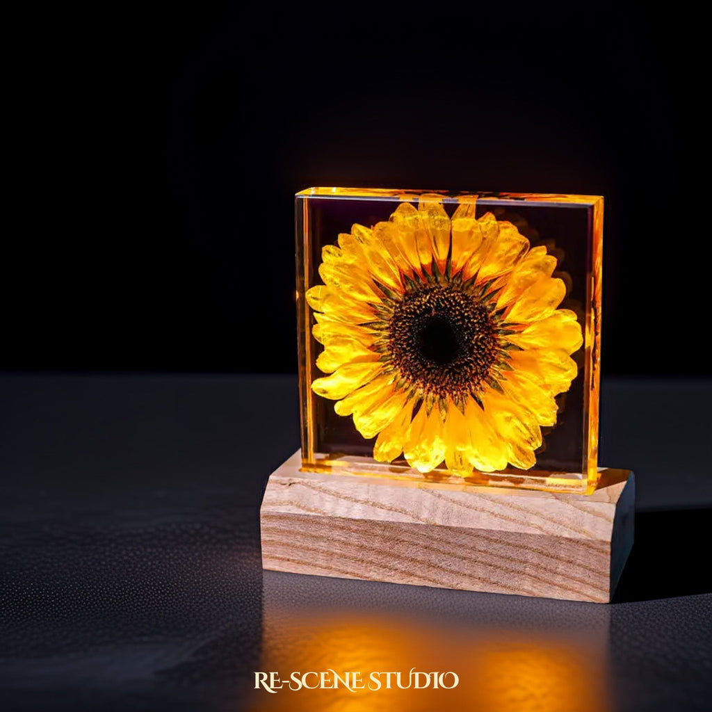 Sunflower Glow Resin Lamp — view 7