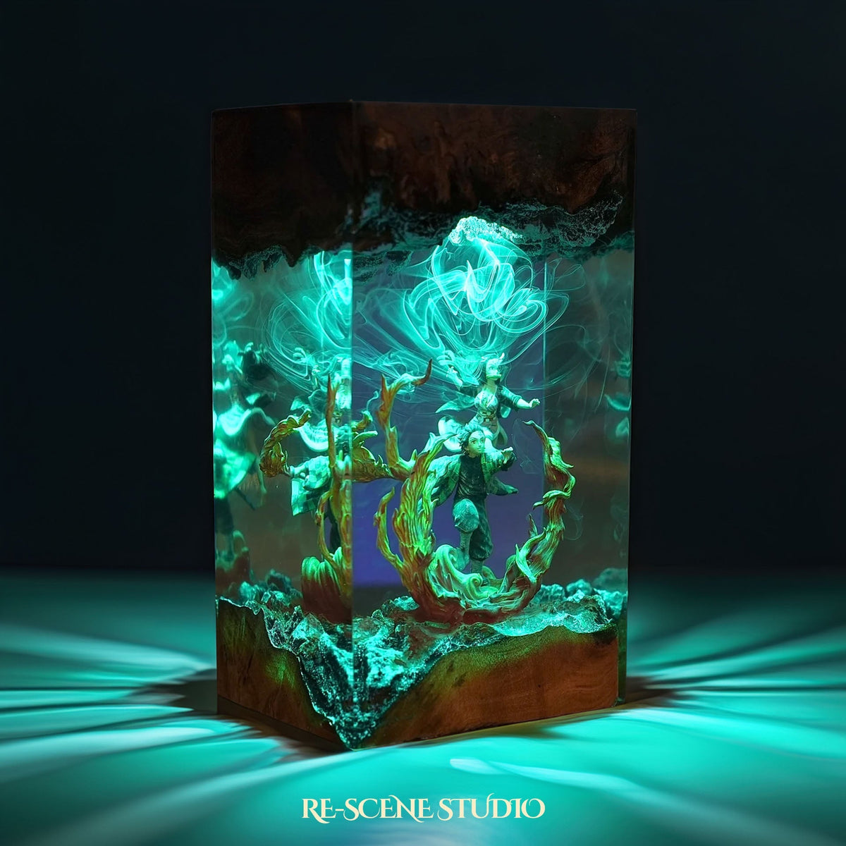 Tanjiro & Nezuko Resin Lamp V1 — view 5