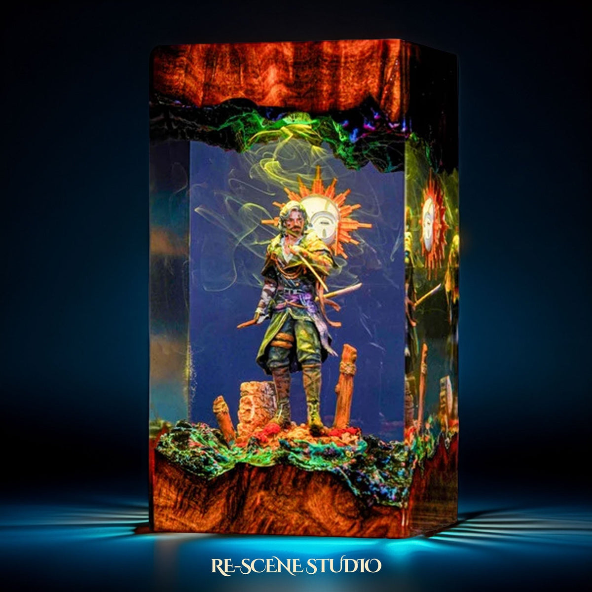 Verso Resin Lamp — view 4