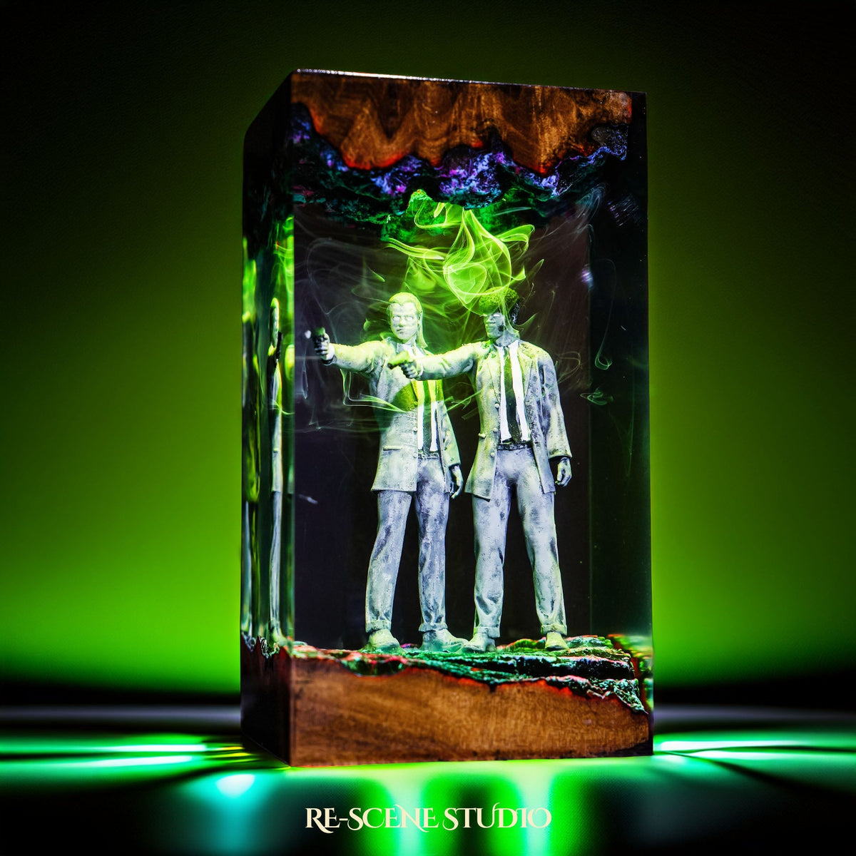 Vincent Vega and Jules Winnfield Resin Lamp — view 6