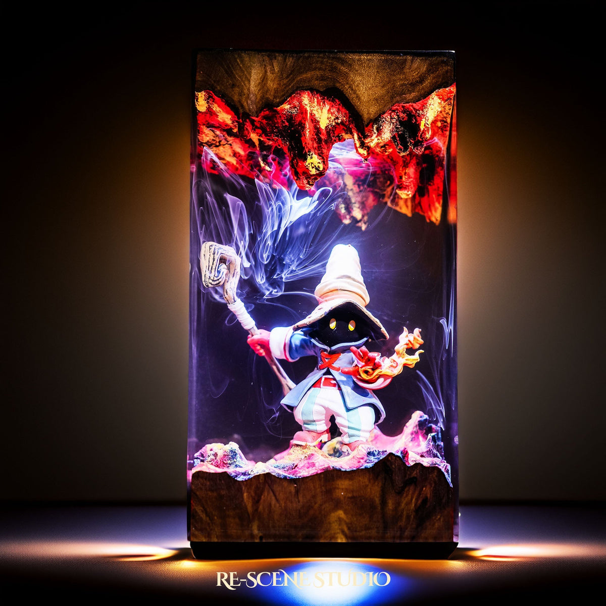 Vivi Ornitier Resin Lamp — view 2