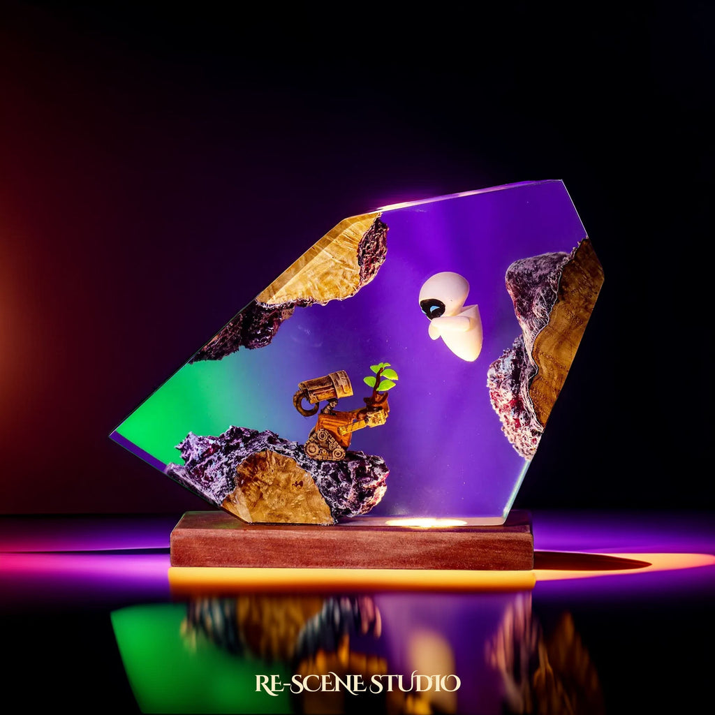 WALL-E & EVE Resin Lamp — view 4