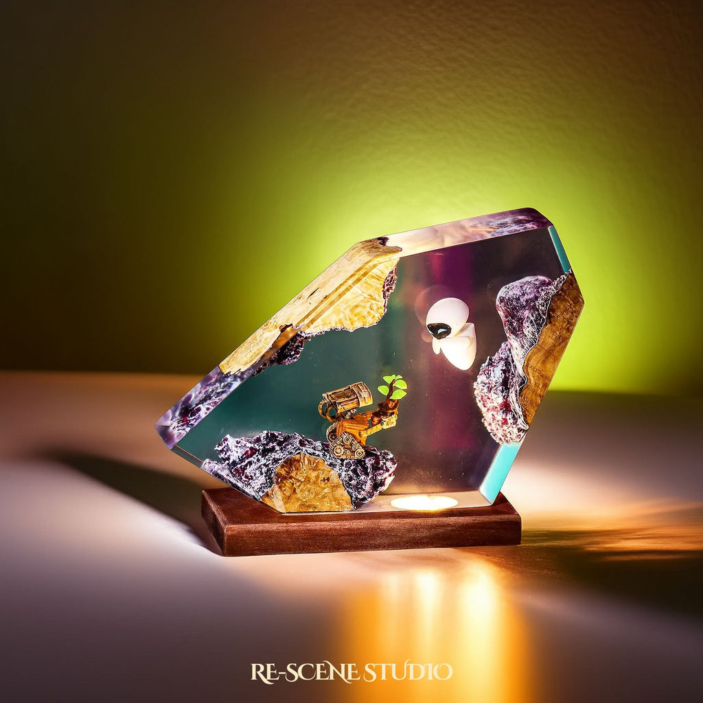 WALL-E & EVE Resin Lamp — view 6