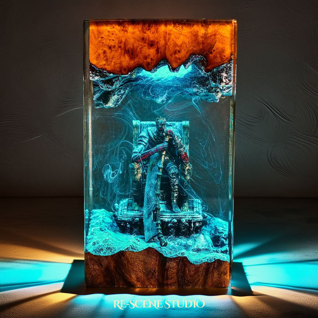Yhorm the Giant Resin Lamp — view 2
