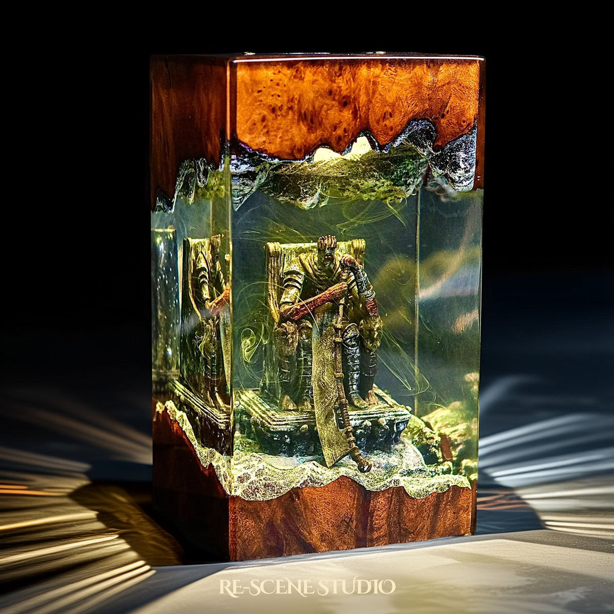 Yhorm the Giant Resin Lamp — view 5