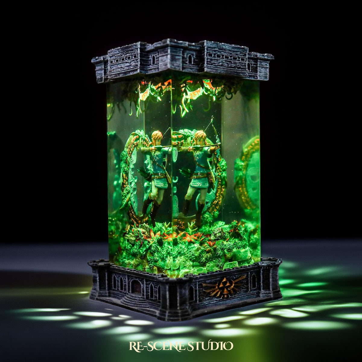 Link Resin Lamp — view 3