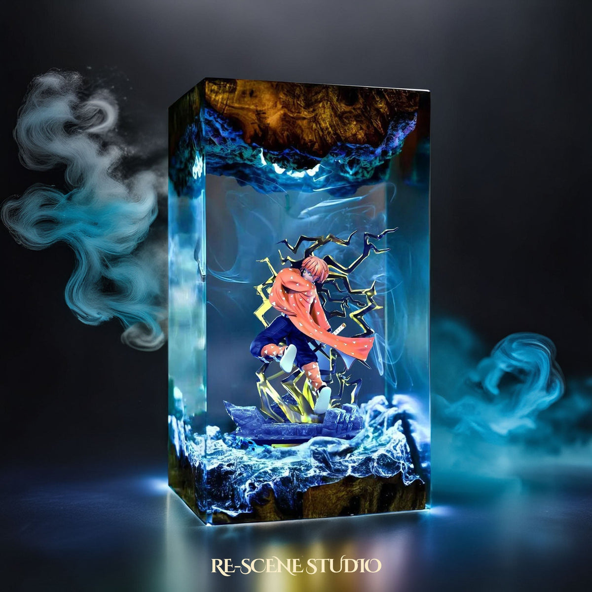 Zenitsu Resin Lamp — view 3