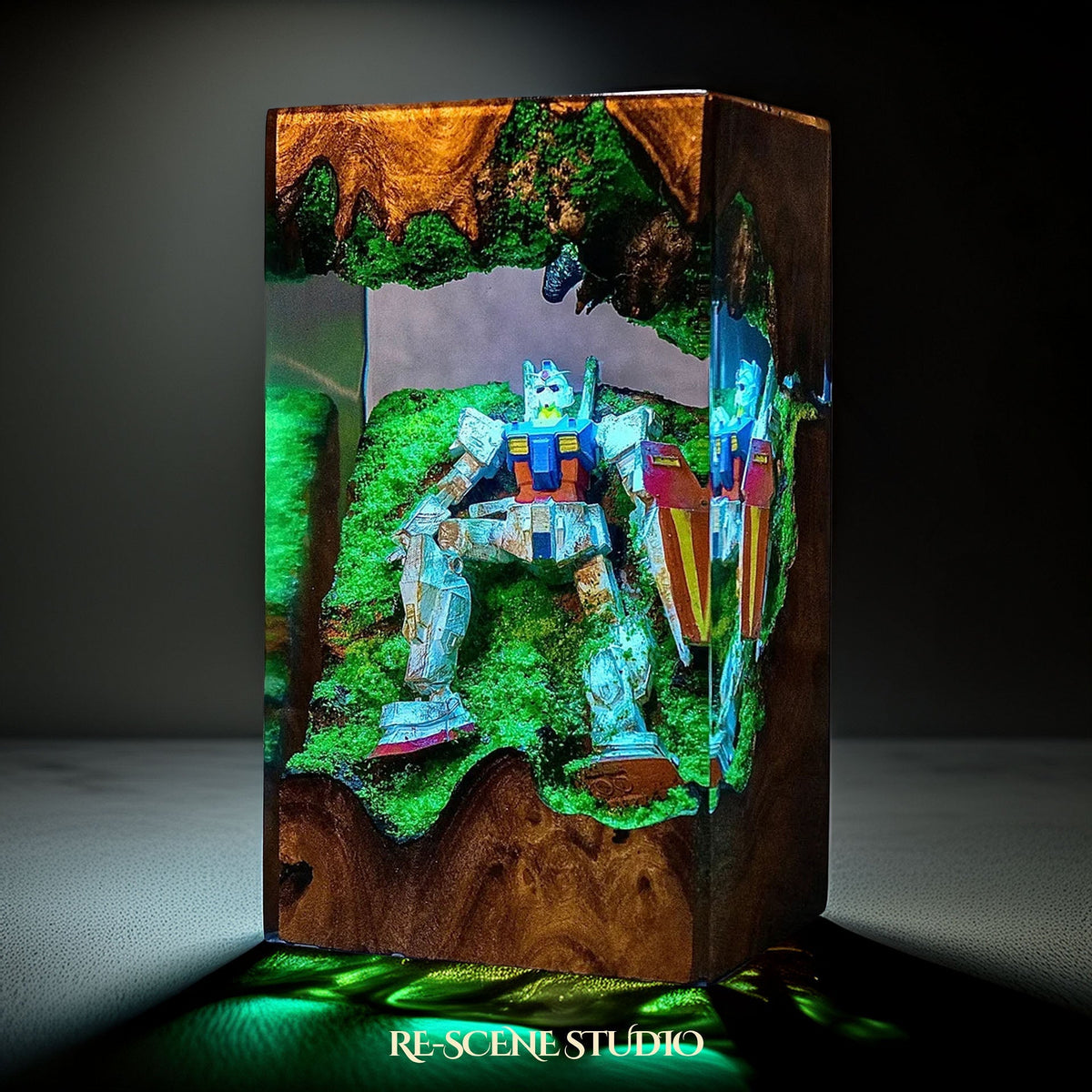 Gundam Resin Lamp — view 5