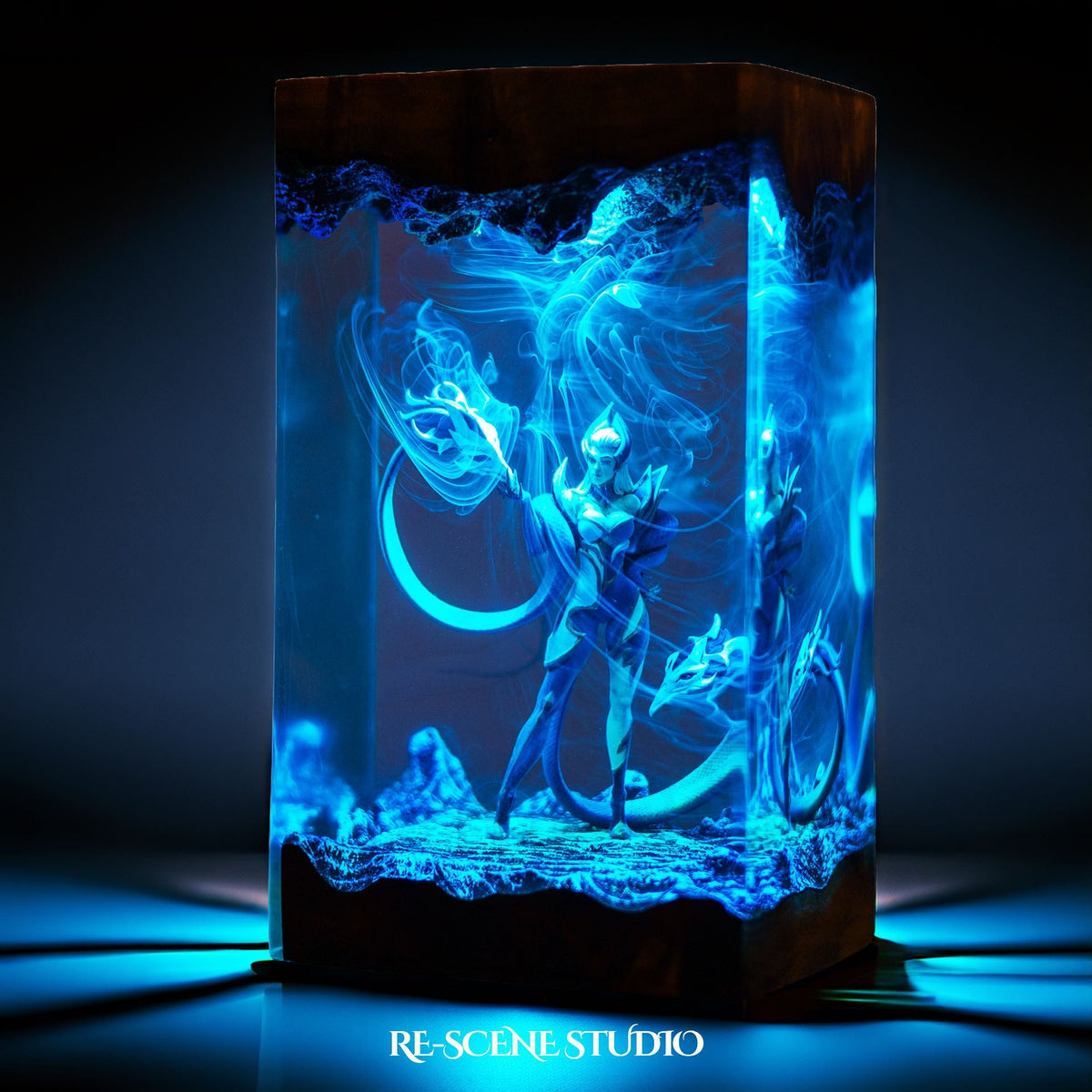 Evelynn Resin Lamp — view 6