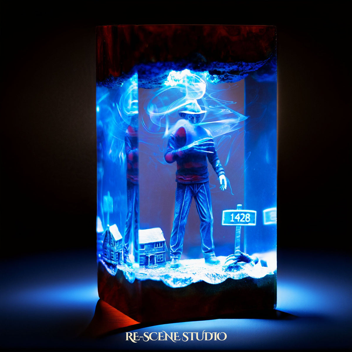 Freddy Krueger Resin Lamp — view 3