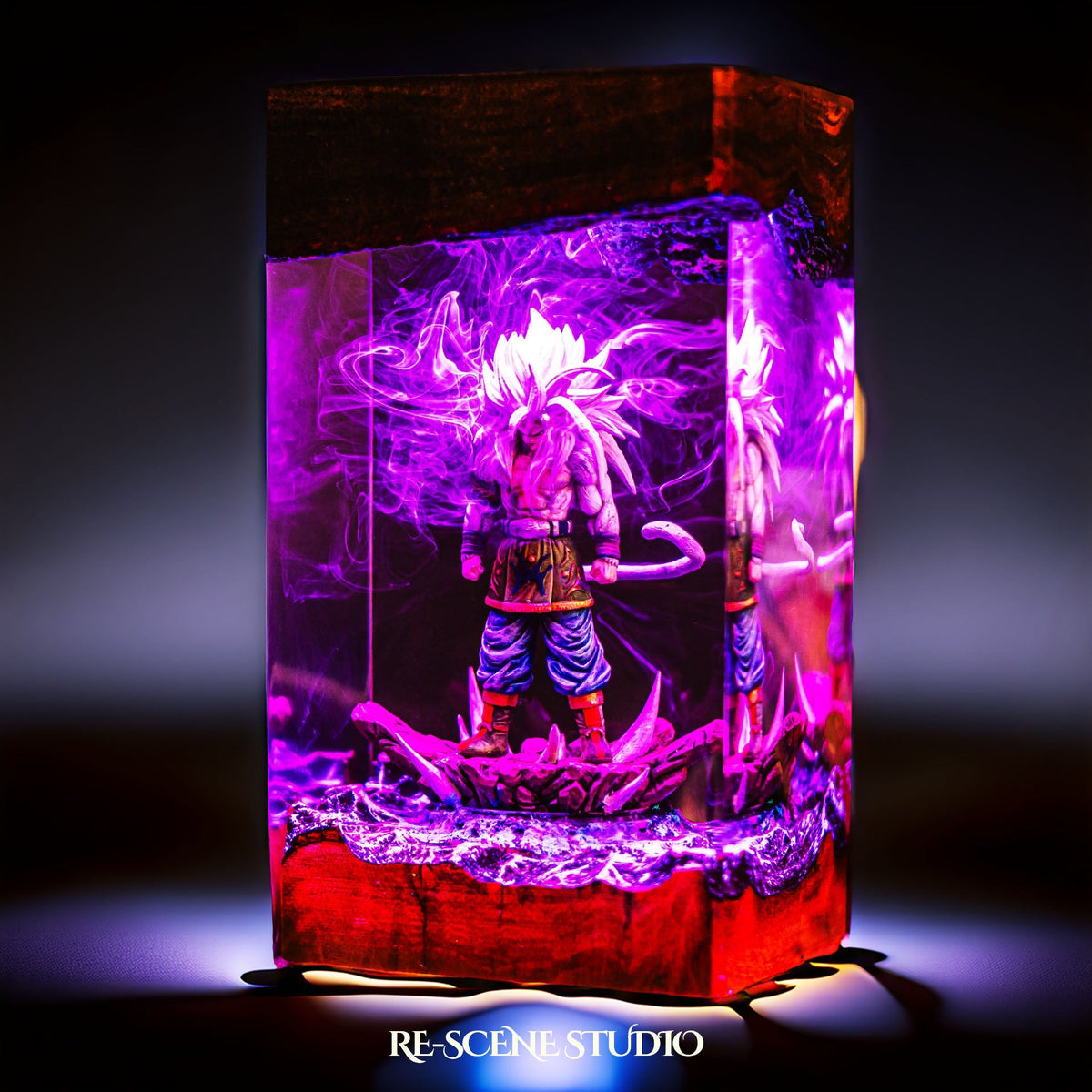 Goku Super Saiyan 5 Resin Lamp — view 7