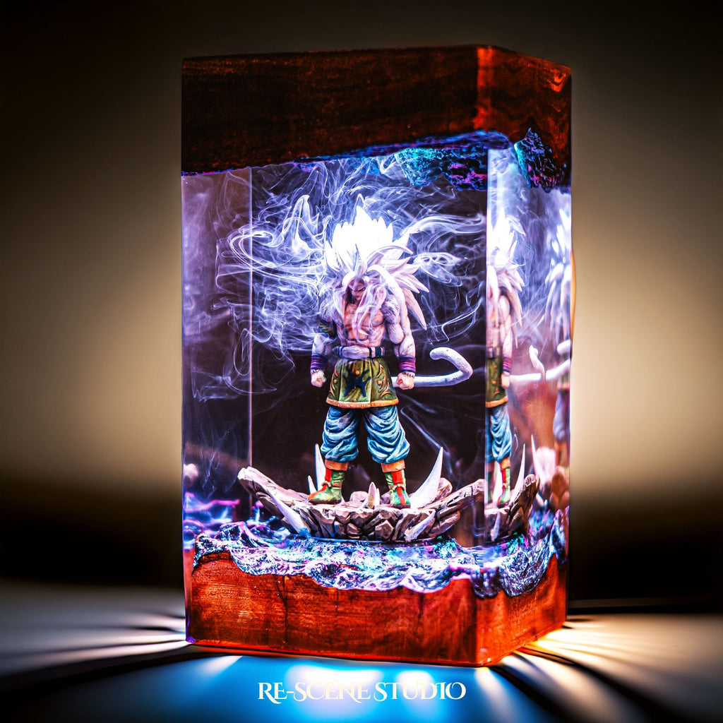 Goku Super Saiyan 5 Resin Lamp — view 8
