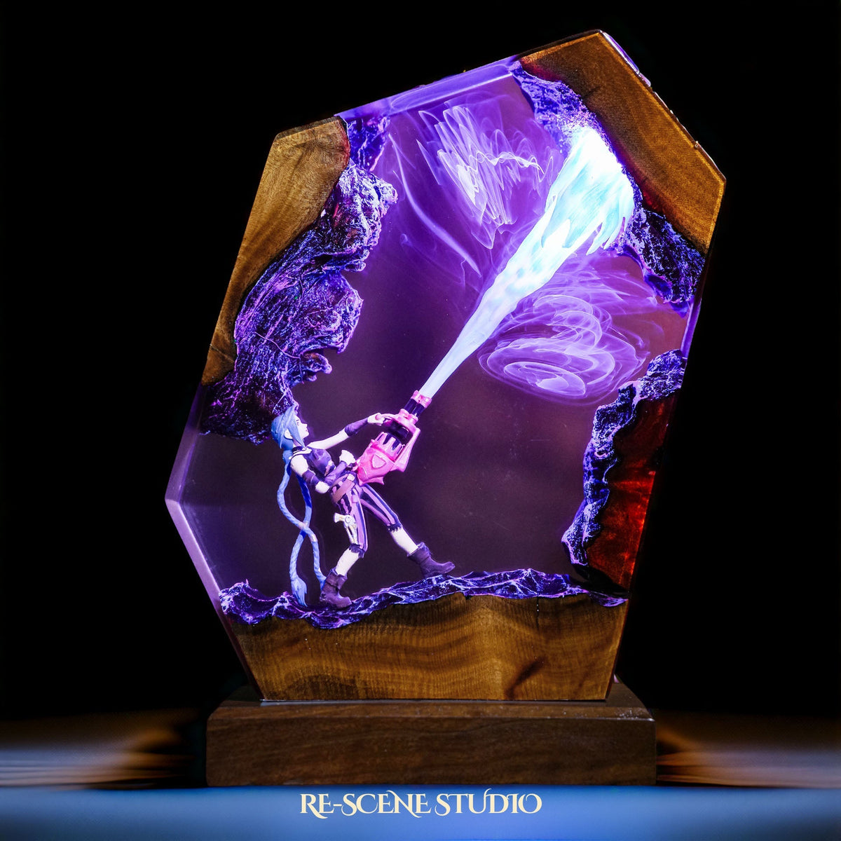 Jinx Resin Lamp V2 — view 3